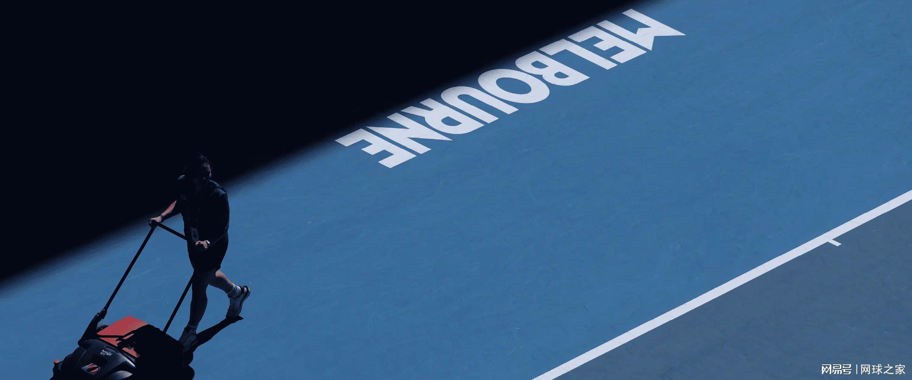 世界杯手机直播客户端-又是一年澳网超高温？今年首例球童中暑晕倒情况出现