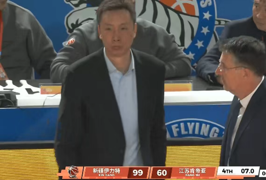 洋帅首秀！新疆39分狂胜送江苏8连败 阿不都15+5+4庞峥麟15分