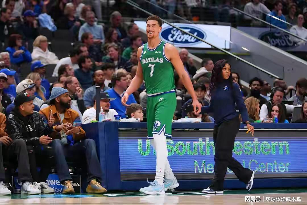 世界杯直播官网下载安装-鲍威尔定律显神威 独行侠123-115力克勇士