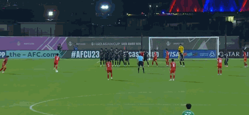 世界杯高清比赛观看-90分钟战报：U23越南2-2韩国，申敏河绝平，阮庭北传射+染红