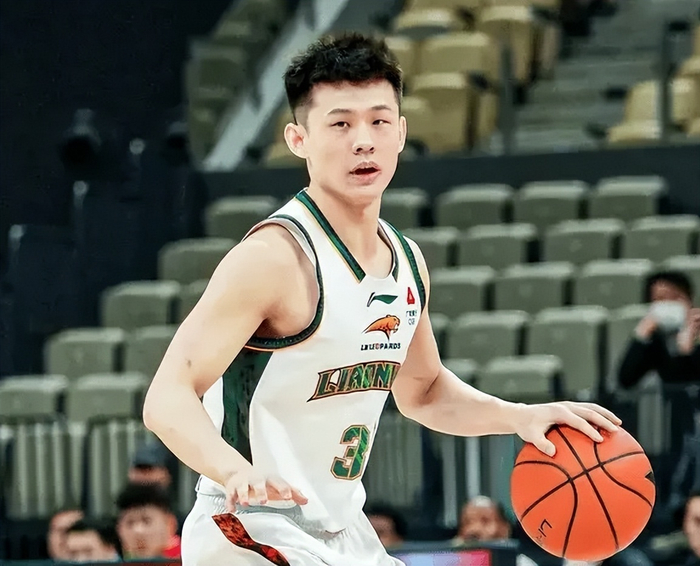 世界杯手机直播客户端-乌戈上任盘活4将！莫兰德统领内线，付豪效率暴涨，2后卫打成主力|辽宁|王岚|王岚嵚|鄢手骐|篮板_新浪体育_新浪新闻