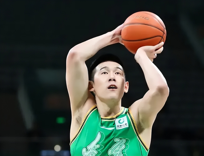 世界杯手机直播客户端-乌戈上任盘活4将！莫兰德统领内线，付豪效率暴涨，2后卫打成主力|辽宁|王岚|王岚嵚|鄢手骐|篮板_新浪体育_新浪新闻