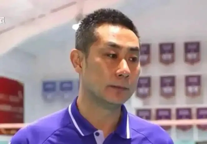 世界杯直播官网下载安装-十年九冠成过去！天津女排越打越差，根源全在青训被“透支”|江苏|全运会|苗子|冠军|球员_新浪体育_新浪新闻